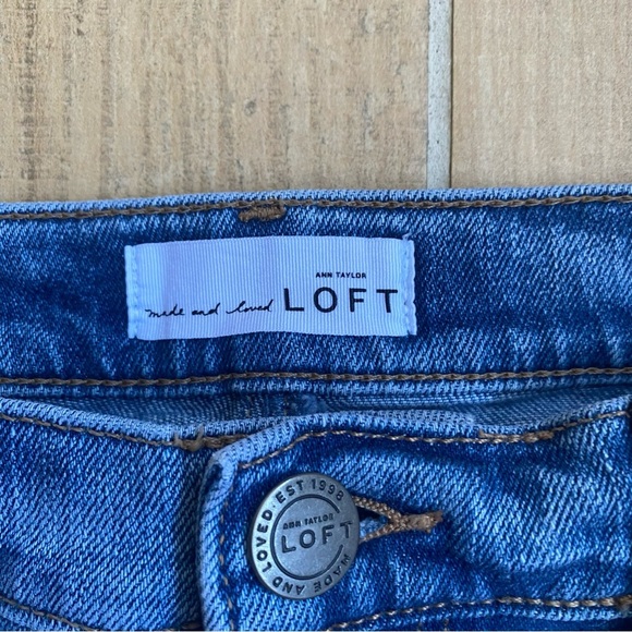 Ann Taylor Loft Jean Shorts Sz.27 - Picture 4 of 4